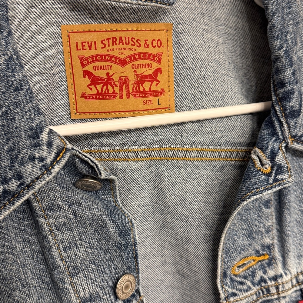 Levi's Jean Jacket - image 3